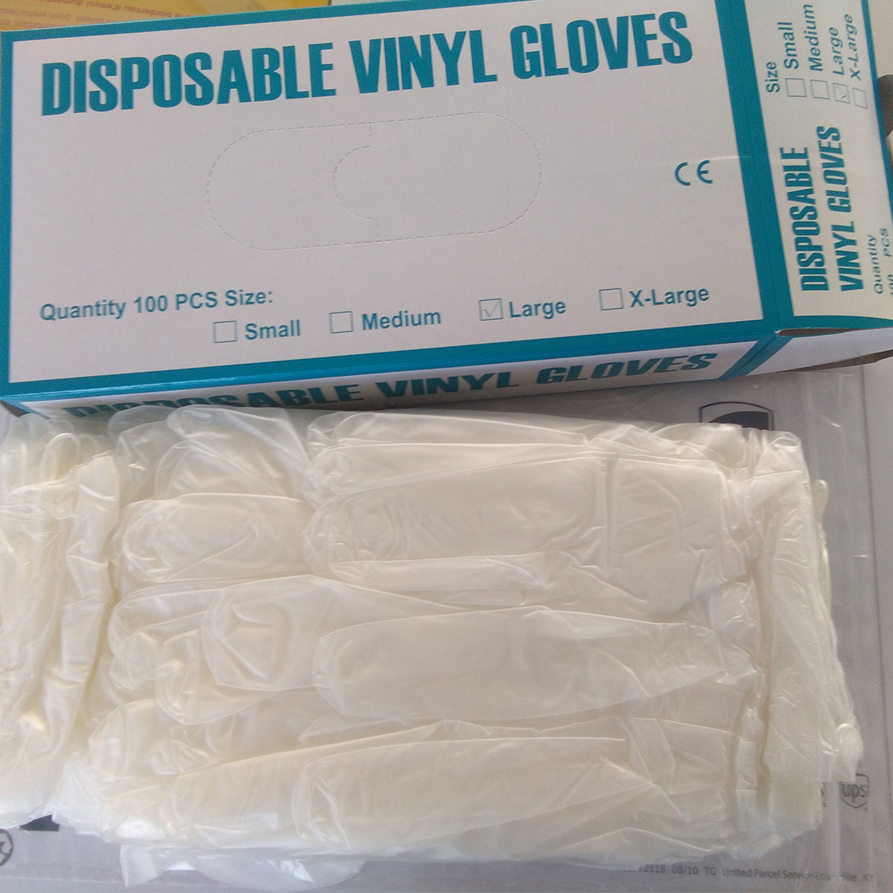 clear vinyl gloves
